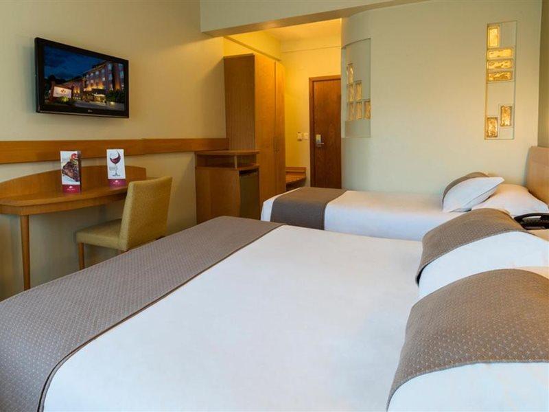 Laghetto Siena Hotel 4*